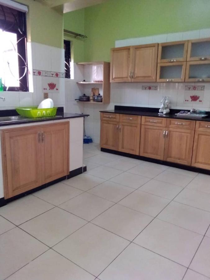Palatine Apartments Makindye Kizungu, Kampala Buitenkant foto